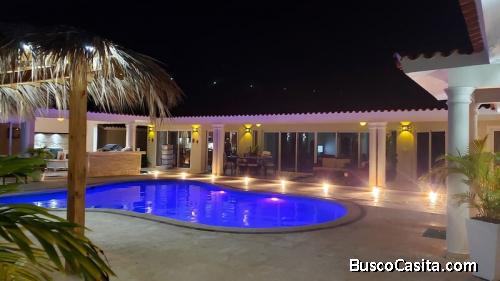 ALQUILO CASA DE CAMPO EL PALMAR PRIVADA