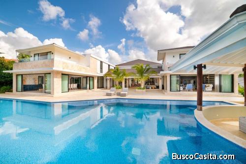 ALQUILER DE FINCA DOTADA Y PRIVADA EN COPACABANA