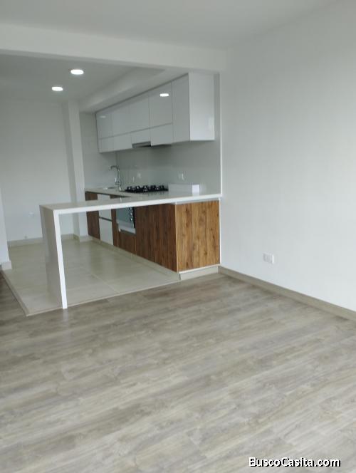 ARRIENDO APTO # K O U N #  LA MILLA DE ORO  59 MTS ASCENSOR   2 HABITQCIONES 2 BAÑOS 1 PARQUEADERO  