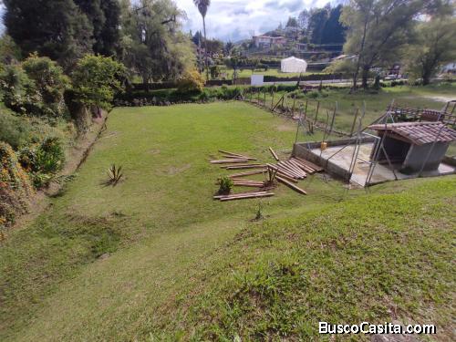 Lote comercial a borde de autopista Medellín-Bogotá
