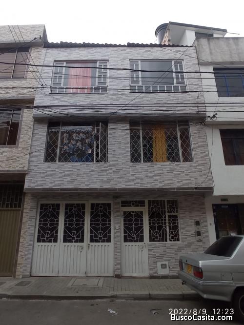 SE VENDE CASA VILLAS DEL DORADO 