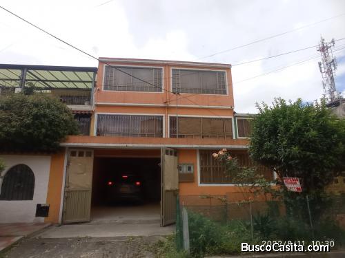 CASA VENTA CASTILLA KENNEDY