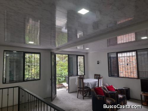 Se vende Casa en el sur de Ibagué, Comuna 13.