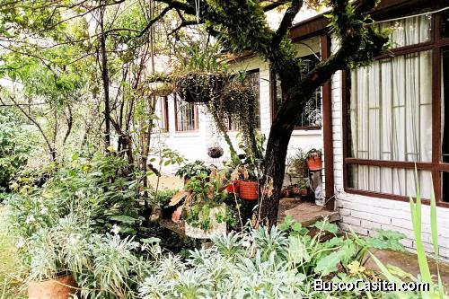 VENDO CASA IDEAL PARA CONSTRUCCION EN CEDRITOS