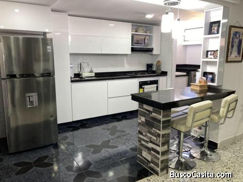 HERMOSO APARTAMENTO EN EL PORVENIR 