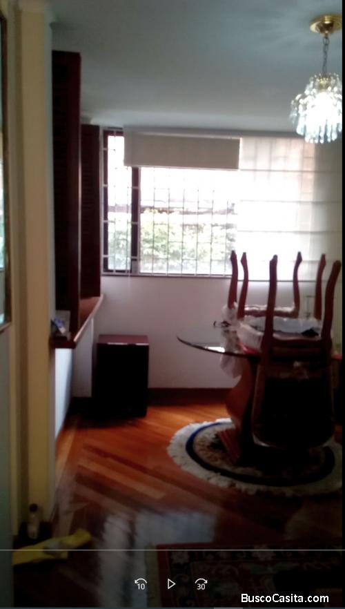 Apartamento de dos habitaciones: Carrera 14, Calle 127A No. 14-11 La Carolina, 110121 Bogota