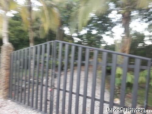 FINQUITA EN VENTA HECTAREA Y MEDIA CON CASA GUAMAL META