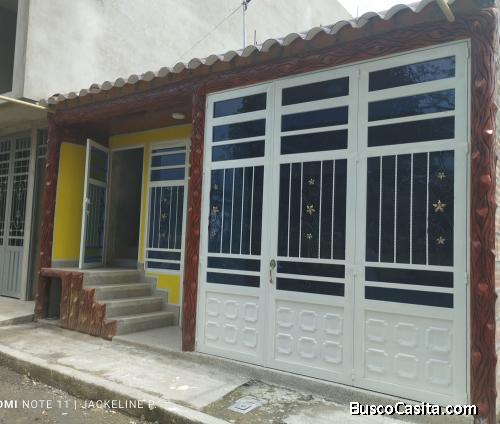 CASA PARA ESTRENAR CON PLANCHA Y CERRAMIENTO DE SEGINDO PISO ACACIAS META