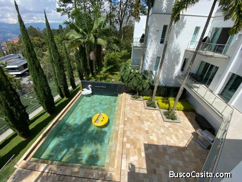 Excelente casa campestre en El Poblado