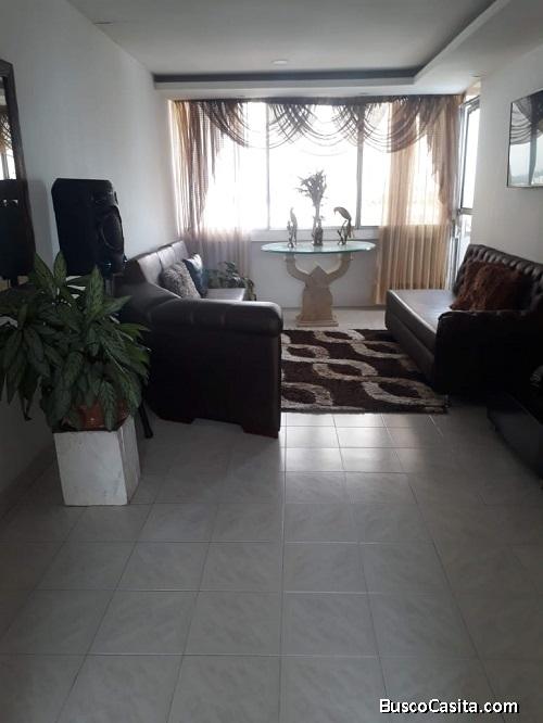 Vendo Apartamento grande en Edificio de la Av Circunvalar Pereira