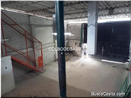 VENDO BODEGA DE 200 METROS CON MEZANINE CENTRO DE PEREIRA 