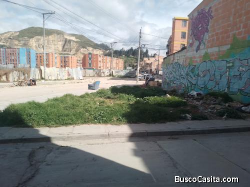 Vendo lote ezquienero comercial