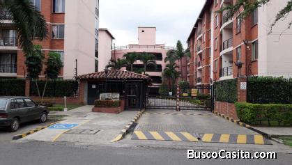 SE ALQUILA APARTAMENTO - CONJUNTO GRATAMIRA J