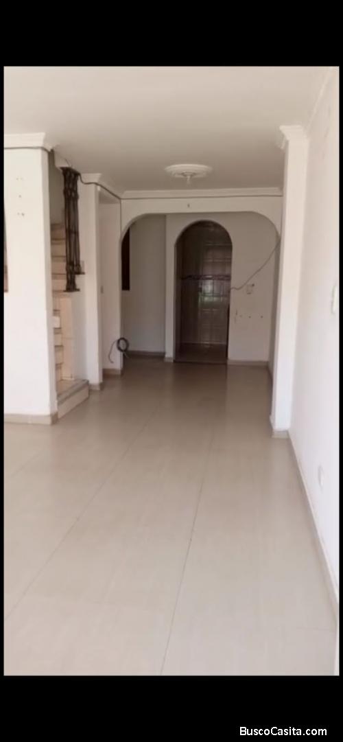 Venta de Hermosa Casa en sector Tintal 