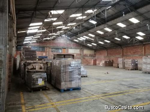 Montevideo alquiler de bodega en la calle 12B # 68B - 25