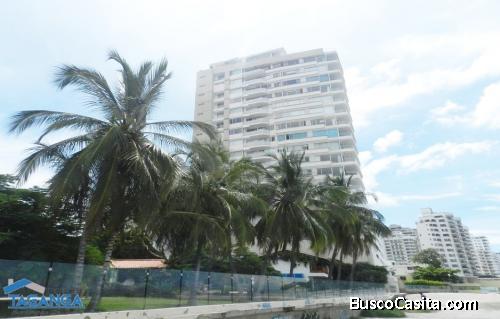 Venta de Apartamento Frente a la Playa de Santa Marta, Colombia