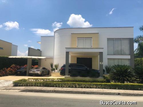 CASA MODERNA EN VENTA PANCE CALI