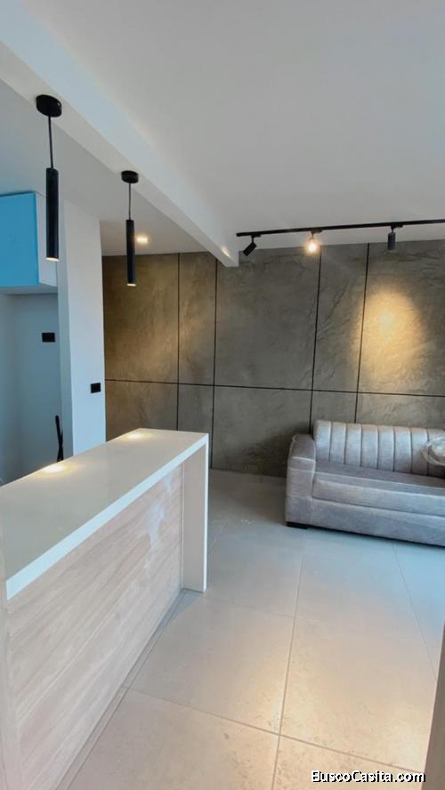 Venta De Hermoso Apartaestudio Flora