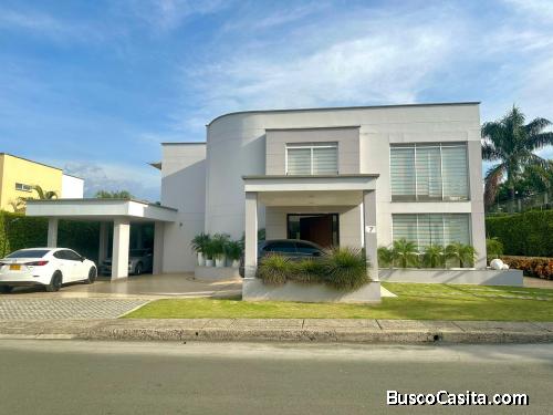 CASA MODERNA EN VENTA PANCE CALI COLOMBIA