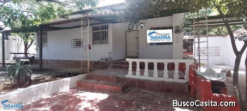 Venta de Casa en la Playa de Taganga en Santa Marta, Colombia 	