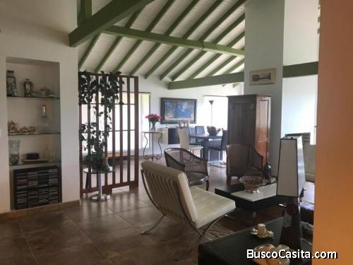 $1198 MILLONES CASA CAMPESTRE INDEPENDIENTE NO ES CONJUNTO CAJICA 1 PISO 250 METROS LOTE DE 800 METR