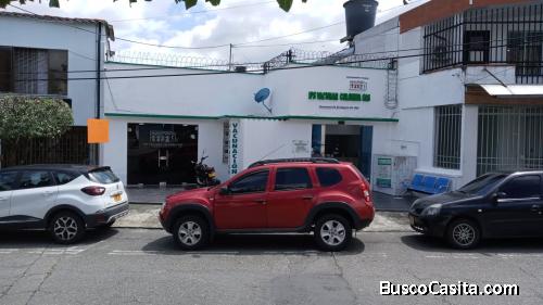 venpermuto menor valor casa comercial ubicada en el sector salud villavicencio