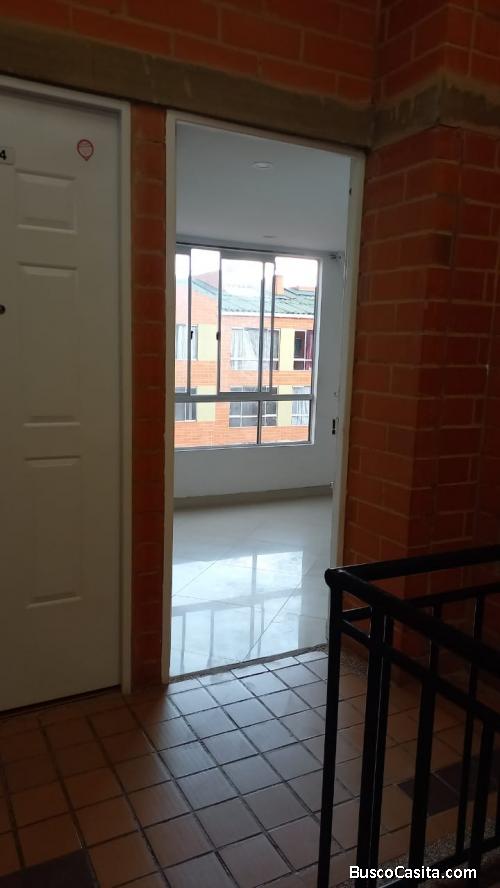 APARTAMENTO EN CIUDAD VERDE
