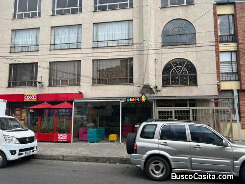 Apartamento amplio de un solo nivel de 115m2 ampliado a 130m2