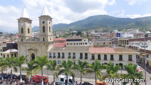 CENTRAL, COMERCIAL, BUENA UBICACIÓN