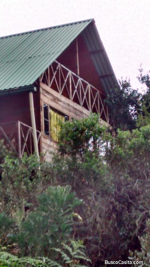 HERMOSO TERRENO RURAL CON CASA CAMPRESTRE, EN MADRID CUNDINAMARCA