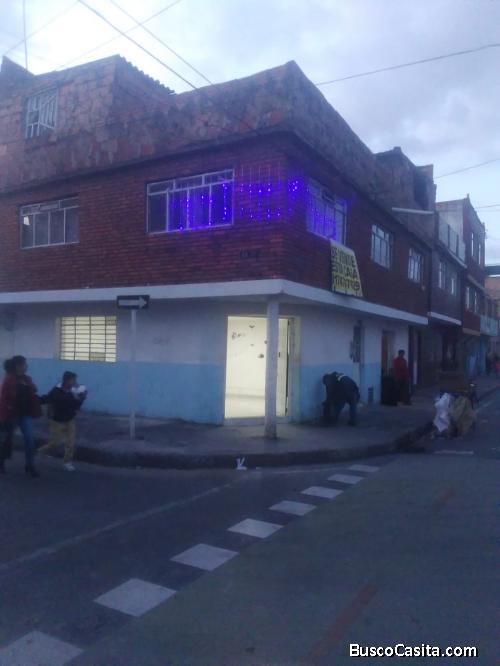 ¡¡OPORTUNIDAD!! Casa esquinera, frente a la casa de la cultura de la localidad de Tunjuelito.