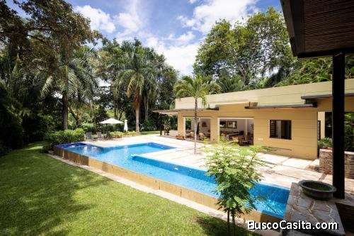 ALQUILO FINCA EN COPACABANA Y OTRAS PARTES DE ANTIOQUIA