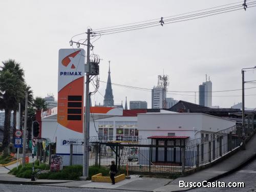 Complejo Comercial Estación de Servicio Campohermoso 9 Locales Comerciales para arrendar