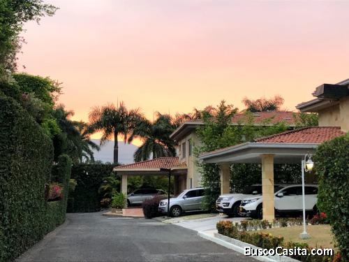 SE VENDE CASA EN CIUDAD JARDIN