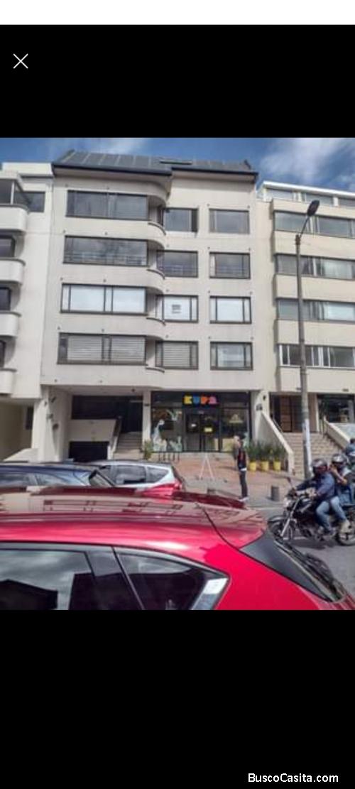 Vendo apartamento 66mtrs2 en Chapinero sobre cra 7 con parqueadero propio 