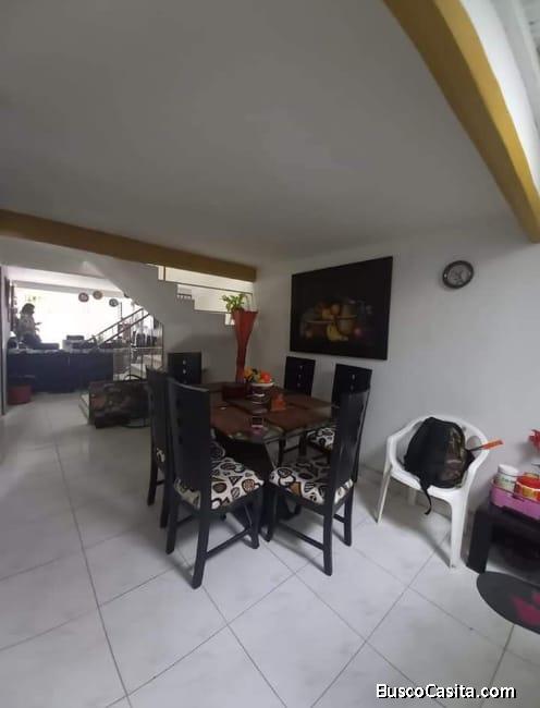 Casa en venta en barrio hacienda buenos aires