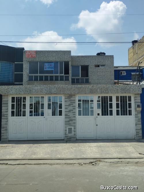 HERMOSA CASA, AMPLIA, ILUMINADA, ACOGEDORA