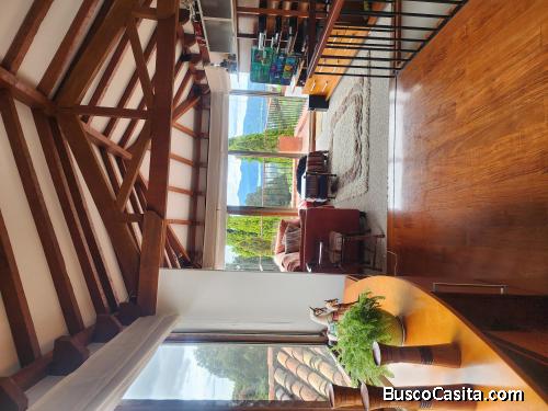 arriendo CASA ESPAÑOLA VISTA PANORAMICA ESPECTACULAR 248 METROS UN PISO DOS NIVELES , 3 HABITACIONES