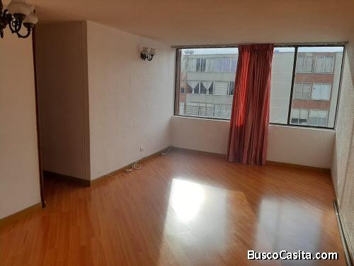 Gran oportunidad a buen precio, Hermoso y amplio apartamento en venta Niza IX