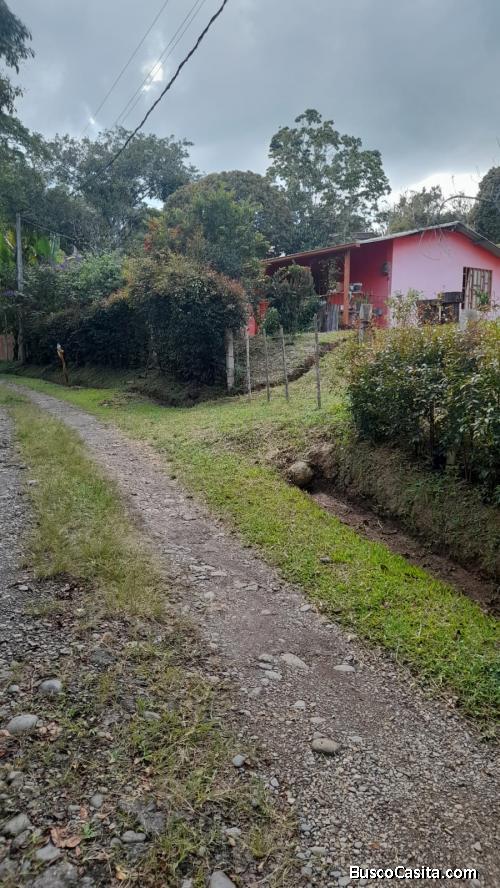 SE VENDE INCREIBLE FINCA-VEREDA CRISTALES -BARBOSA SANTANDER