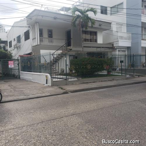 APARTAMENTO AMOBLADO CARTAGENA BARRIO MANGA A 5 MINUTOS DEL CENTRO SE ARIENDA POR NOCHES $500.000.  