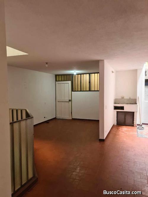 Apartamento En Arriendo - Cristobal Colon