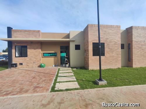 Vendo hermosa casa en Chía
