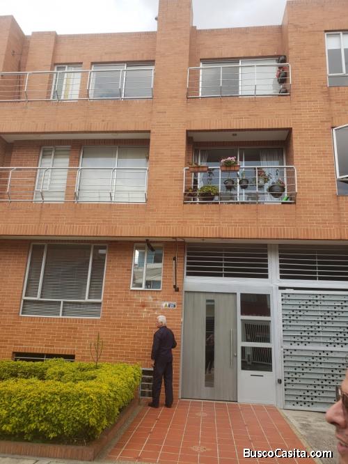 Vendo excelente ApartaEstudio en el Batán