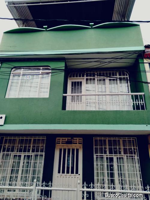 Se Arrienda Casa de 3 Pisos