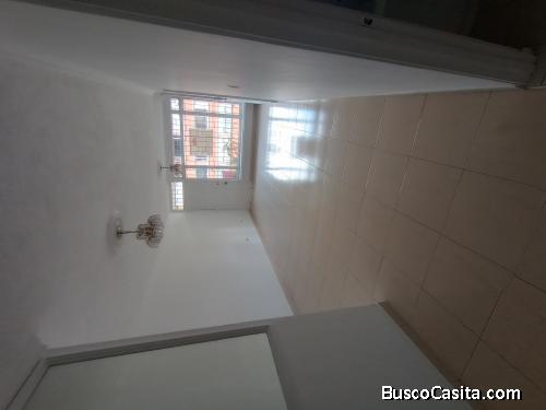 VENTA APARTAMENTO 70 M²  BELALCAZAR
