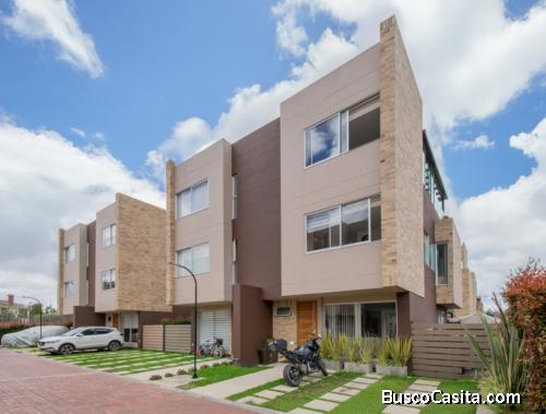 SE VENDE CASA EN CONJUNTO CIUDADELA CAMPESTRE EN CHÍA