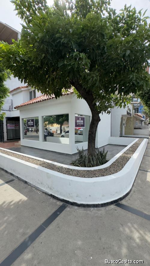 SE ARRIENDA CASA ESQUINERA - CUCUTA