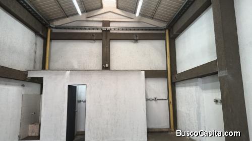 Bodega 6x17  Uso comercial e industrial 