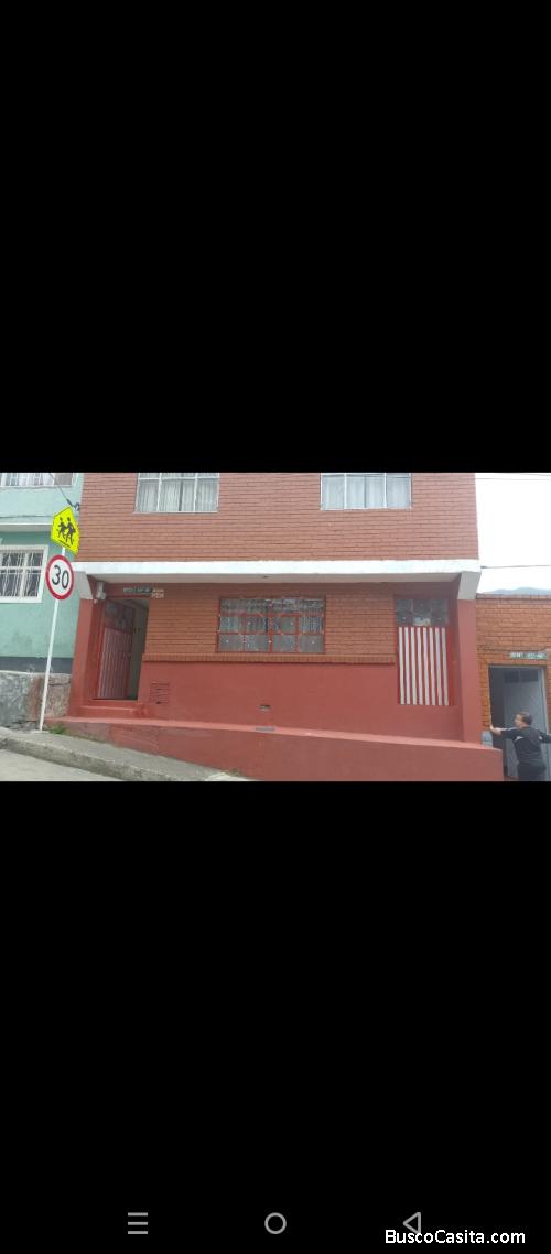 Venta casa Barrio la Gloria 